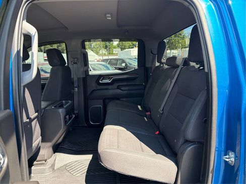 Used 2023 Chevrolet Silverado 1500 LT Trail Boss w/ Protection Package AWD/4WD image 10