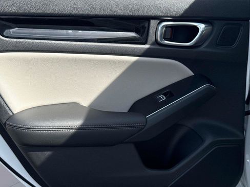 Certified 2024 Honda Civic Sport Touring image 12