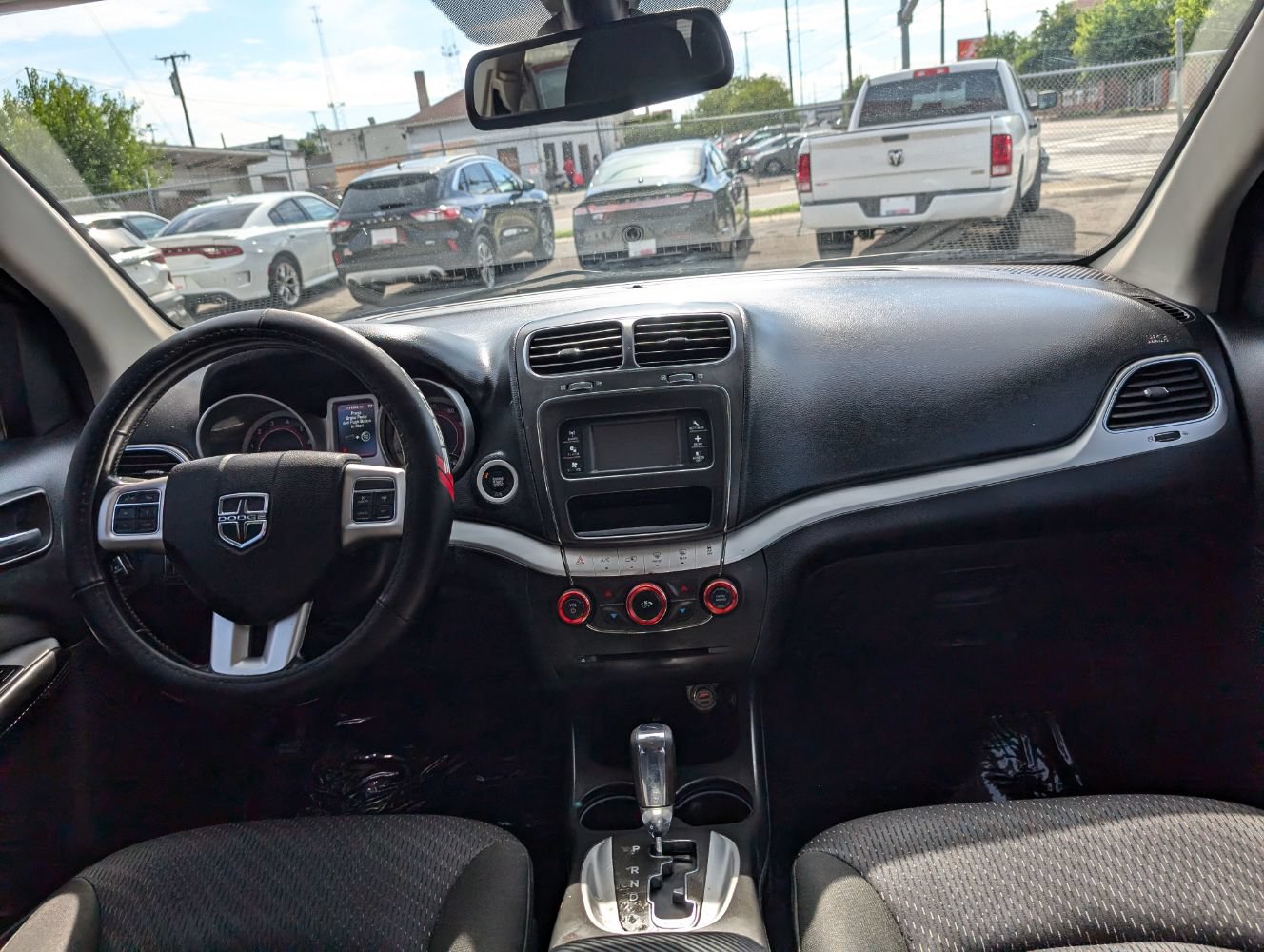 Used 2019 Dodge Journey SE w/ Connectivity Group FWD image 14