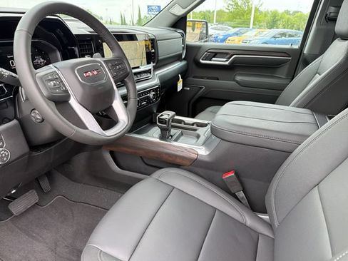 New 2026 GMC Sierra 1500 SLT w/ SLT Premium Plus Package AWD/4WD image 18