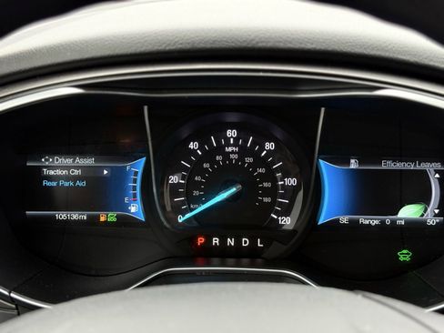 Used 2018 Ford Fusion SE image 46