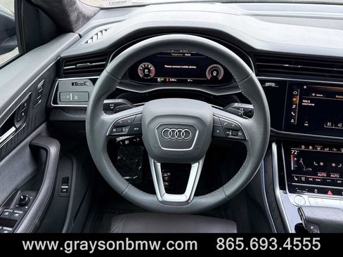 Used 2019 Audi Q8 Prestige image 17