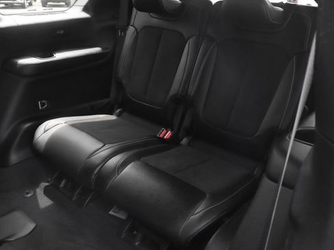 Used 2024 Jeep Grand Cherokee L Altitude AWD/4WD image 43