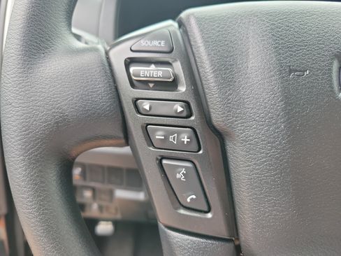 Used 2026 Nissan Frontier SV AWD/4WD image 16