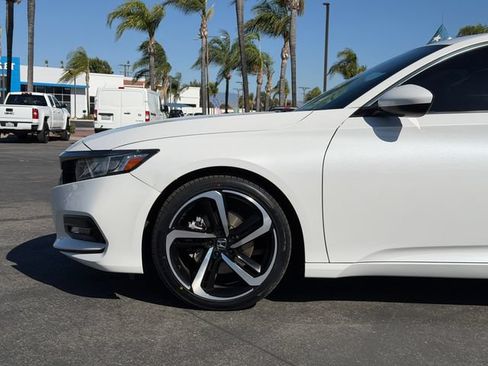 Used 2018 Honda Accord Sport image 22