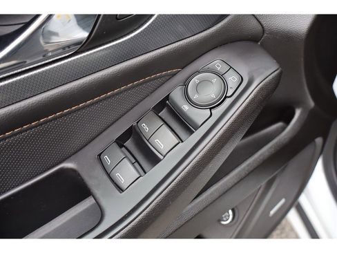 Used 2019 Chevrolet Traverse Premier w/ LPO, Blackout Package image 42