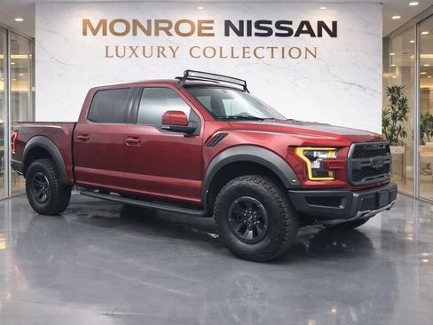 Used 2017 Ford F150 Raptor w/ Equipment Group 802A Luxury image 1