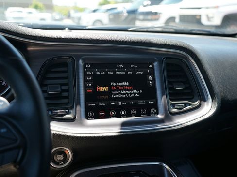 Used 2018 Dodge Challenger R/T RWD image 19