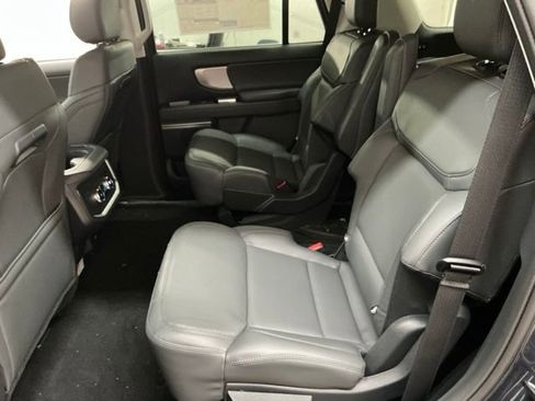 New 2026 Ford Expedition Active AWD/4WD image 12