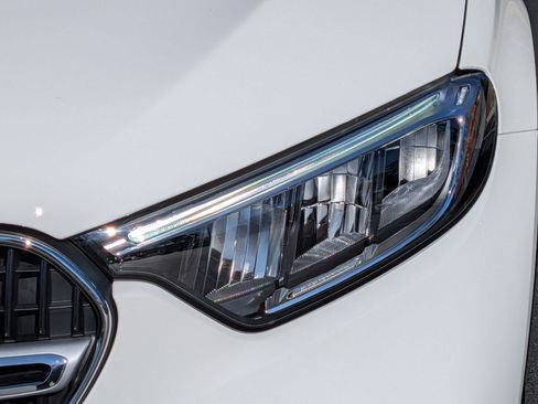 Used 2026 Mercedes-Benz GLC 300 image 6