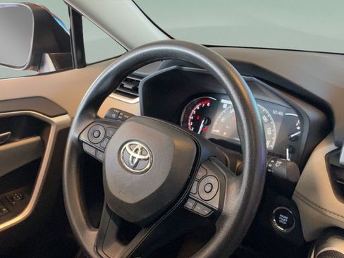 Certified 2025 Toyota RAV4 XLE w/ Convenience Package FWD image 46