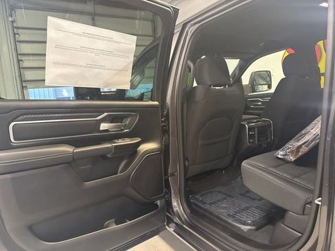 New 2026 RAM 1500 4x4 Crew Cab image 13