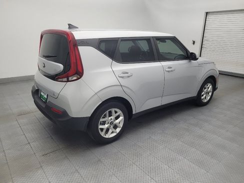 Used 2020 Kia Soul S FWD image 10