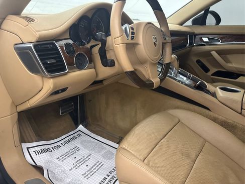 Used 2012 Porsche Panamera 4 image 31