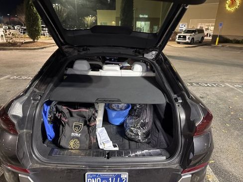 Used 2023 BMW X6 xDrive40i w/ Premium Package image 8