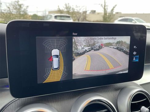 Used 2022 Mercedes-Benz GLC 300 4MATIC w/ Premium Package Lite image 21