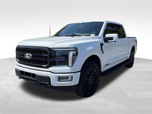 Used 2024 Ford F150 Lariat w/ Equipment Group 502A High AWD/4WD image 9