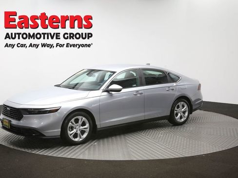 Used 2025 Honda Accord LX image 48