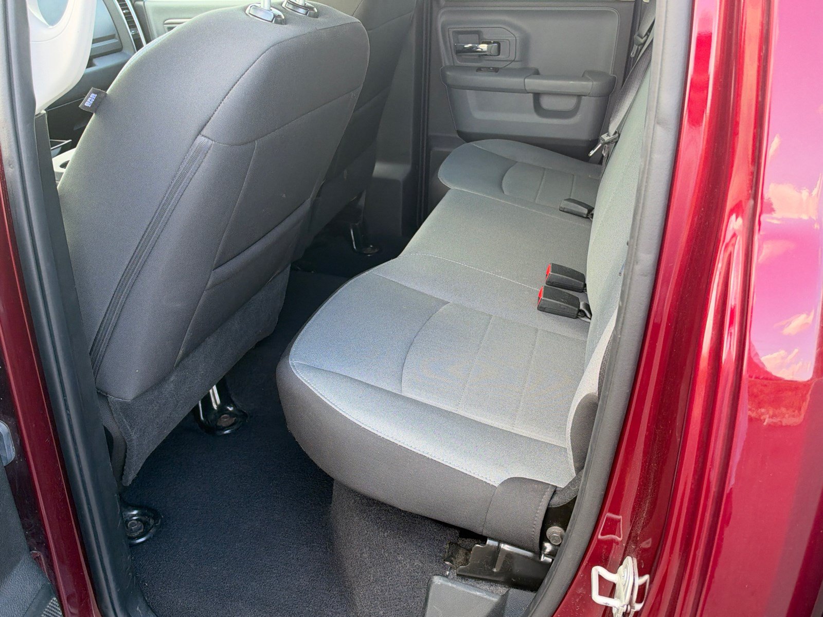 Used 2024 RAM 1500 Classic SLT AWD/4WD image 20