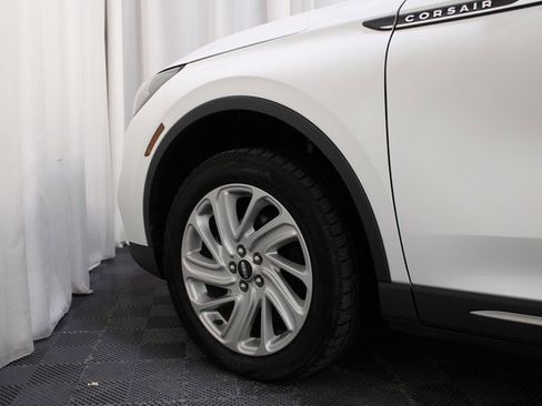 Used 2022 Lincoln Corsair Standard image 28