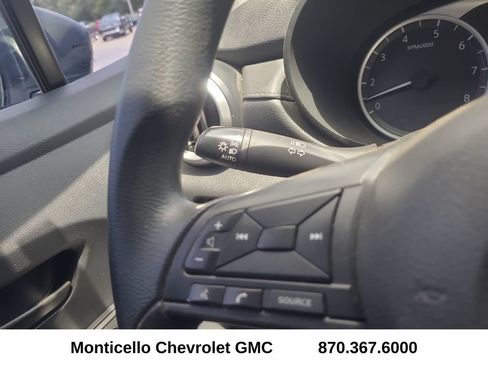 Used 2025 Nissan Versa S w/ Trunk Package FWD image 20