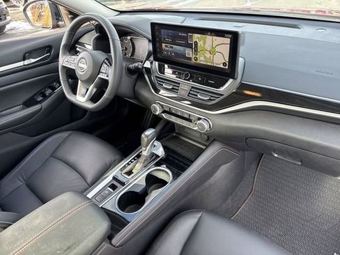 Certified 2024 Nissan Altima 2.5 SR w/ SR Premium Package image 24