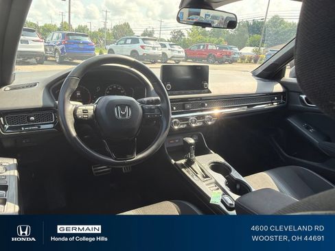 Used 2023 Honda Civic Sport image 13