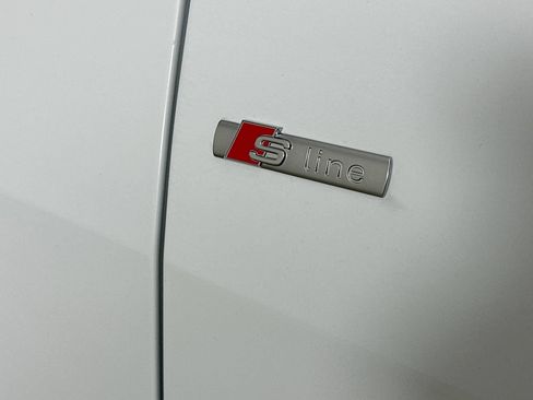 New 2026 Audi Q8 Premium Plus AWD/4WD image 9