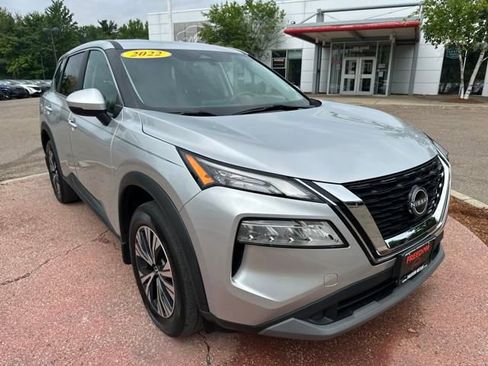Used 2022 Nissan Rogue SV image 7