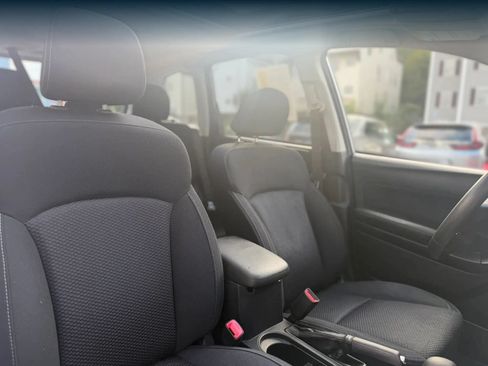 Used 2018 Subaru Forester 2.5i Premium AWD/4WD image 16