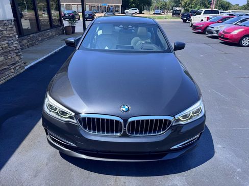 Used 2017 BMW 540i RWD image 9