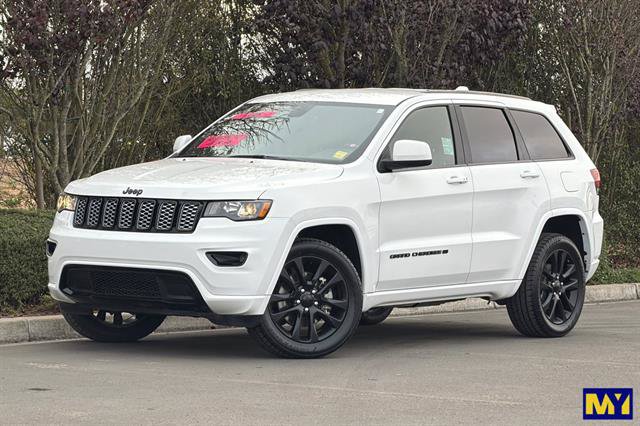 Used 2022 Jeep Grand Cherokee Laredo X AWD/4WD image 8