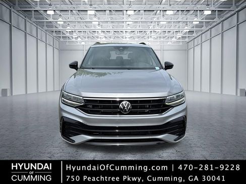 Used 2022 Volkswagen Tiguan SE R-Line AWD/4WD image 1