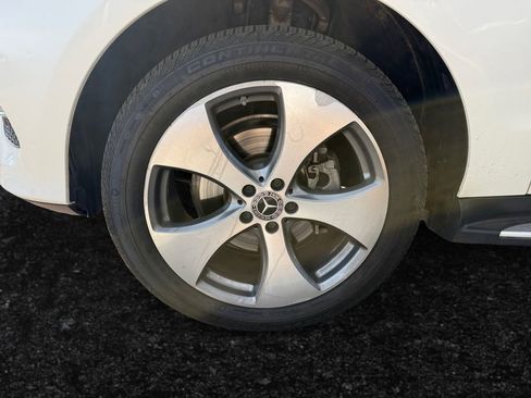 Used 2018 Mercedes-Benz GLE 350 4MATIC image 27