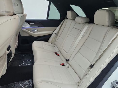 Used 2024 Mercedes-Benz GLE 450 4MATIC image 16
