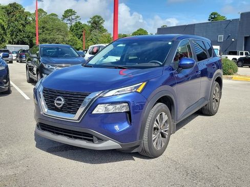 Certified 2023 Nissan Rogue SV FWD image 5