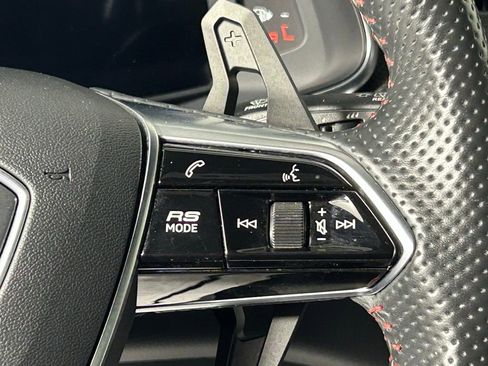 Used 2021 Audi RS 6 image 34