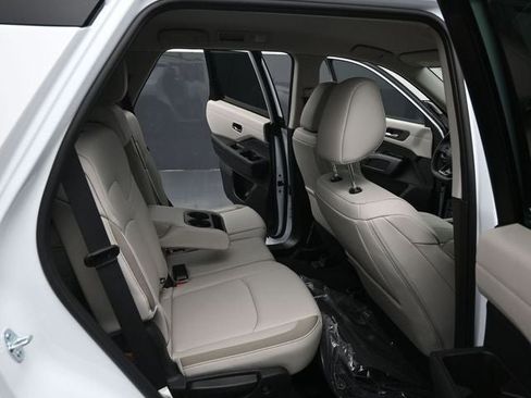 New 2026 Nissan Pathfinder SL image 32