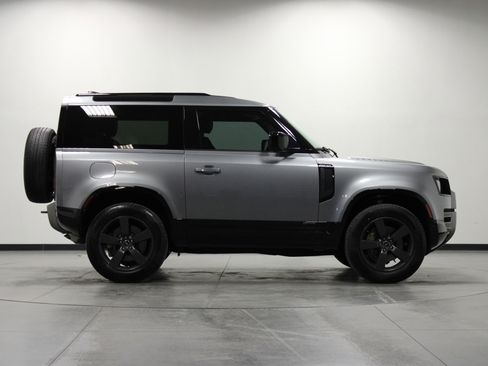 Used 2021 Land Rover Defender 90 X-Dynamic S image 3