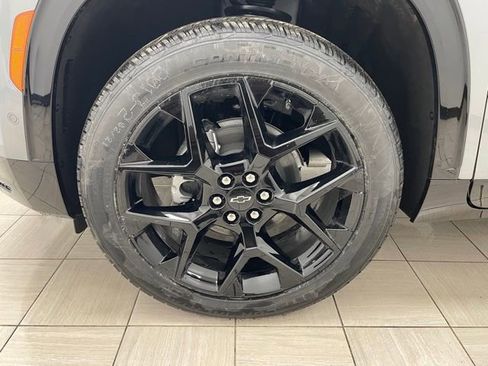 New 2026 Chevrolet Traverse RS w/ LPO, Floor Liner Package image 8