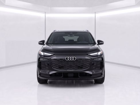 Certified 2025 Audi Q6 e-tron Premium Plus w/ Premium Plus AWD/4WD image 5