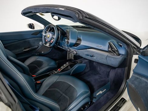 Certified 2017 Ferrari 488 Spider RWD image 30