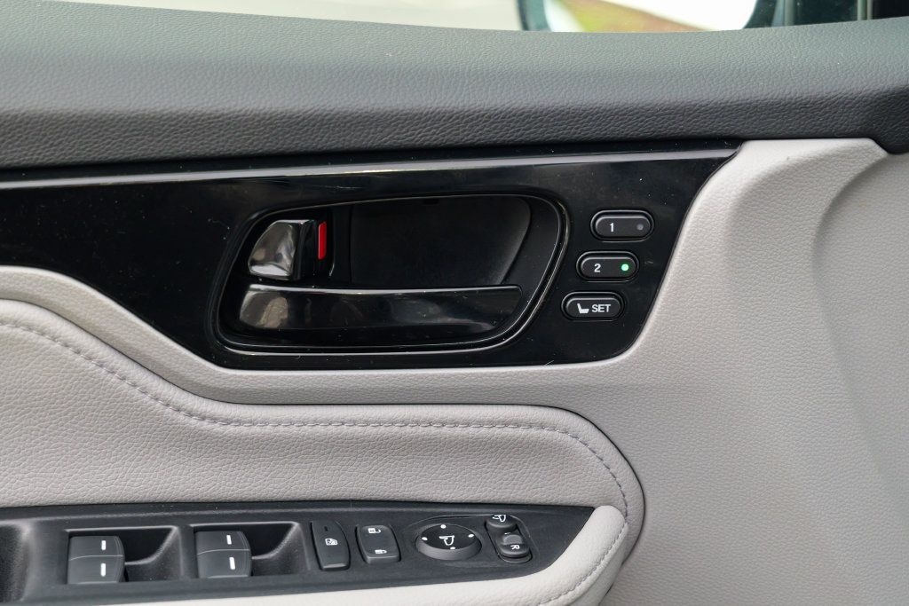 Used 2024 Honda Odyssey Elite image 18