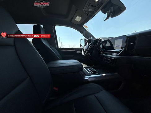 Used 2024 Chevrolet Silverado 2500 LTZ w/ LTZ Premium Package AWD/4WD image 15