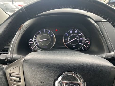 Used 2018 Nissan Armada SL image 12
