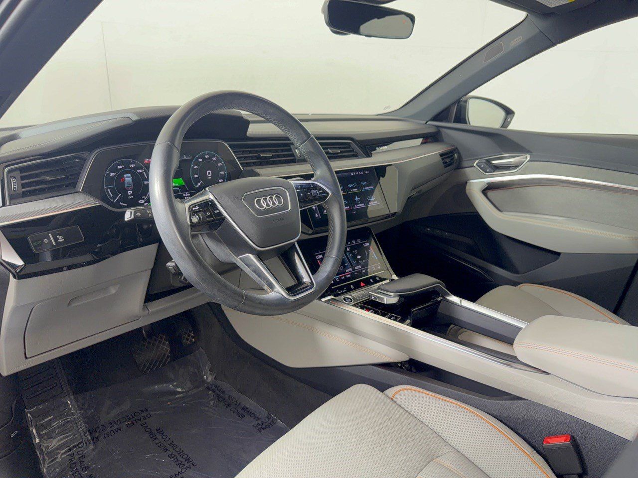 Used 2024 Audi Q8 e-tron Prestige AWD/4WD image 4