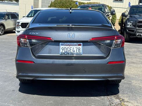 Used 2022 Honda Civic EX image 11