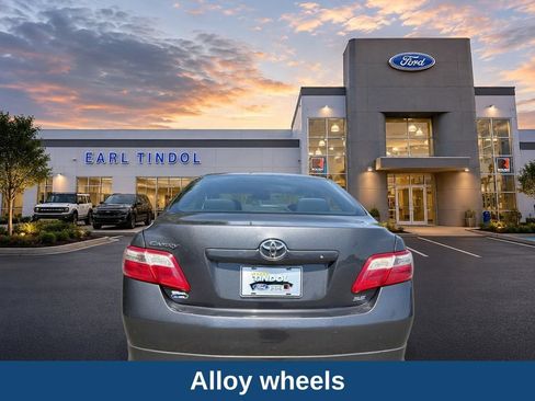 Used 2009 Toyota Camry SE FWD image 6