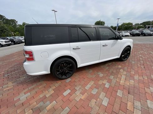 Used 2019 Ford Flex Limited w/ Appearance Package FWD image 18