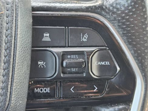 Used 2023 Toyota Tundra Capstone AWD/4WD image 22